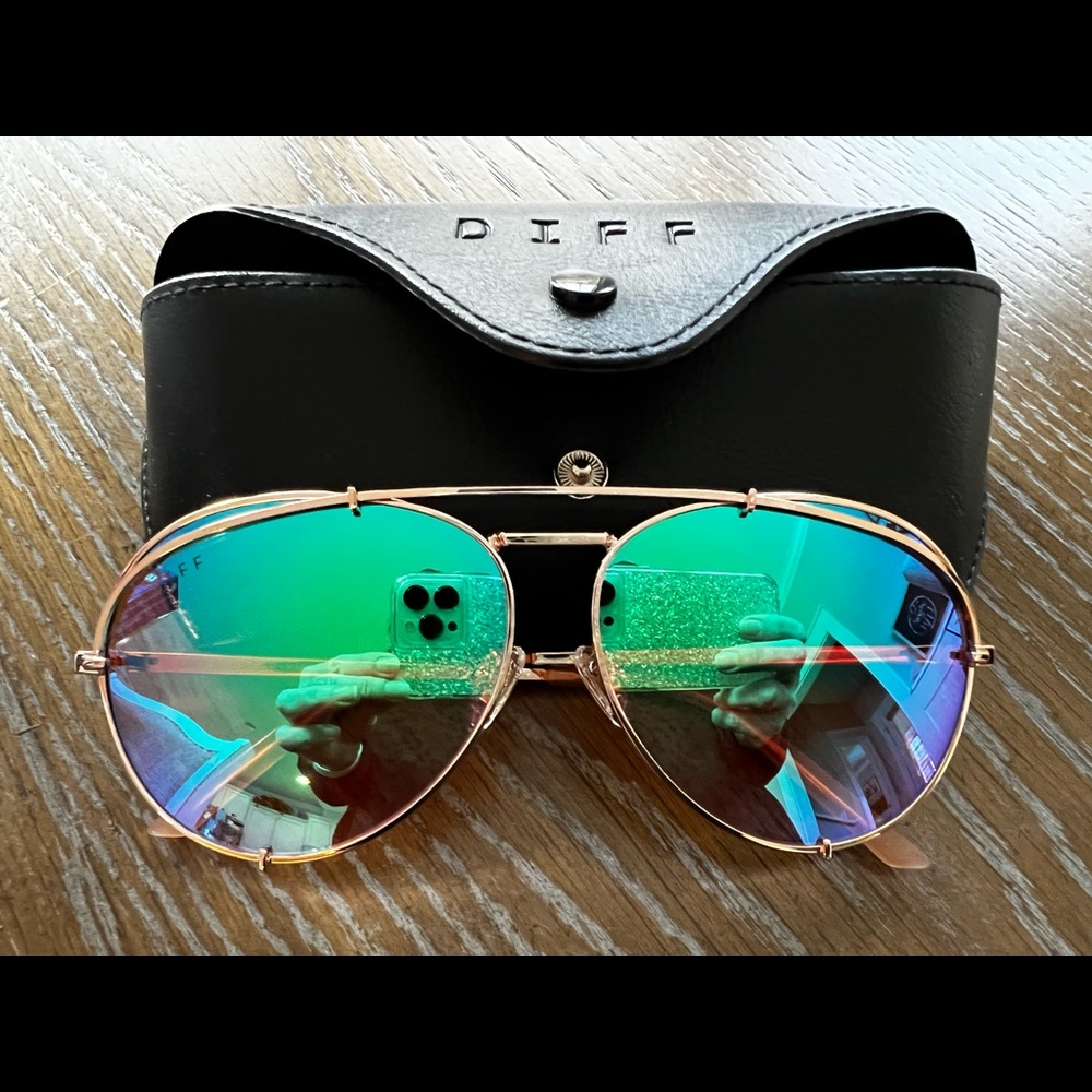 ***SOLD***Diff Sunglasses